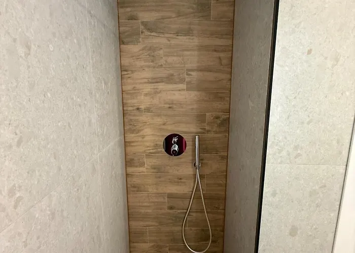 C3 Tsimiski 公寓 *